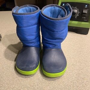 Crocs kids lodgepoint snow boot